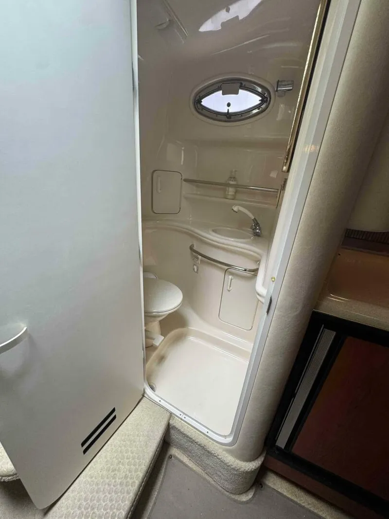 Slide: The Image of Searenity port side wet head - 5498416