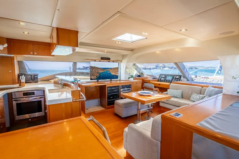 Slide: The Image of Tayana Isara 50 2014 - 5687952