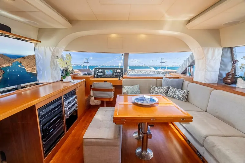 Slide: The Image of Tayana Isara 50 2014 - 5687953