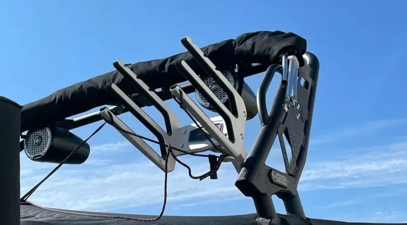 Slide: The Image of Heyday Wake Boats H22 2022 - 5504010