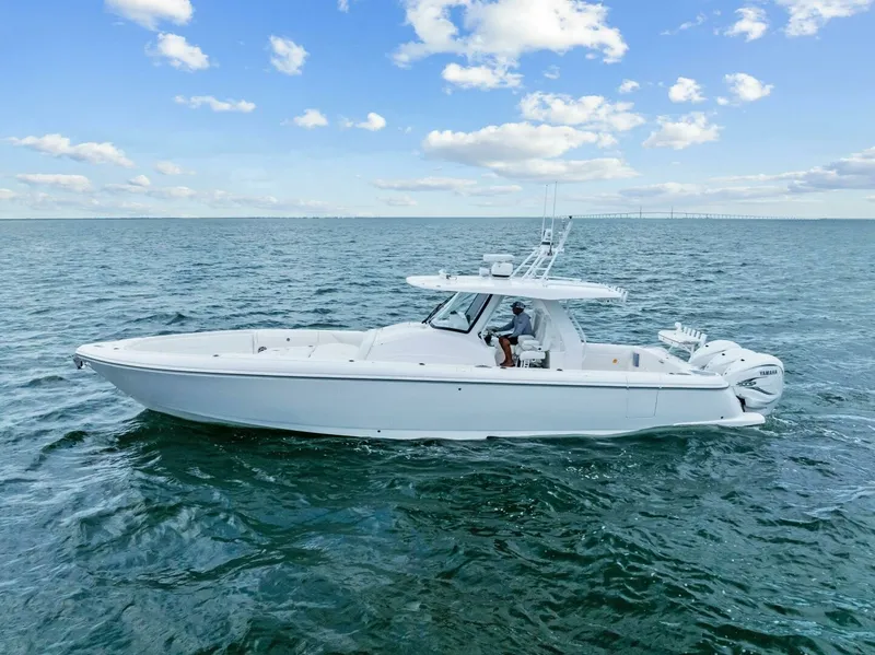Slide: The Image of 2020 Intrepid 400 CC - Profile - 6094269