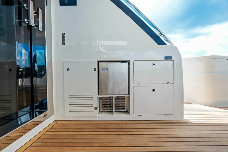 Slide: The Image of Ferretti 920 2021 - 5622559