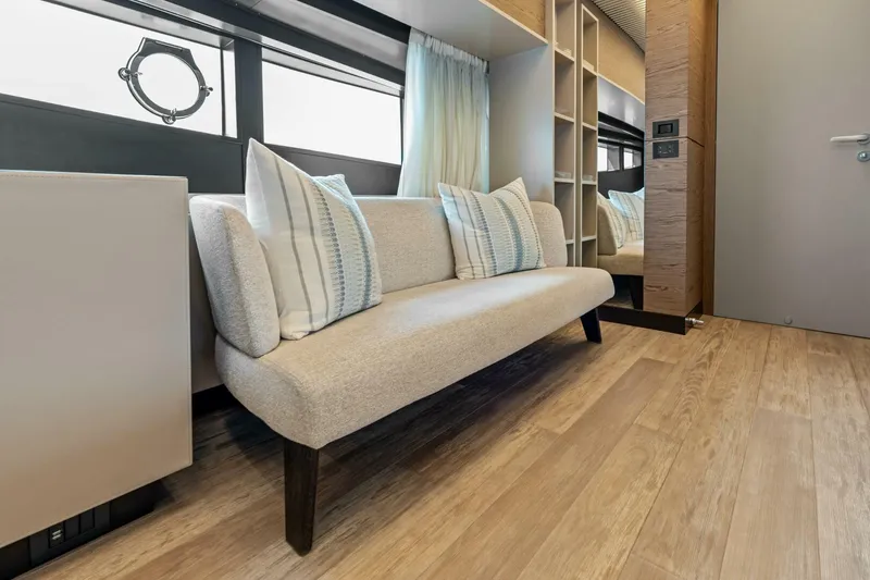 Slide: The Image of Ferretti 920 2021 - 5622598