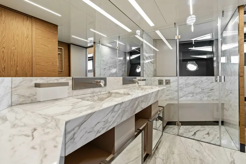 Slide: The Image of Ferretti 920 2021 - 5622601