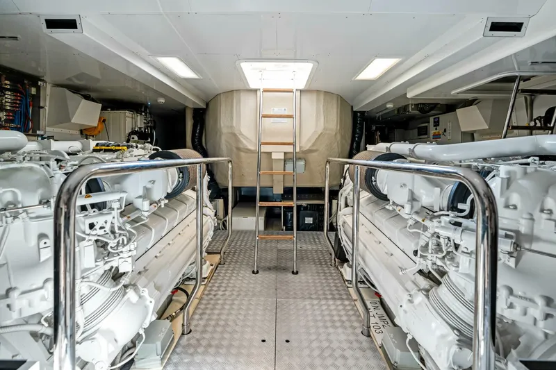 Slide: The Image of Ferretti 920 2021 - 5622618