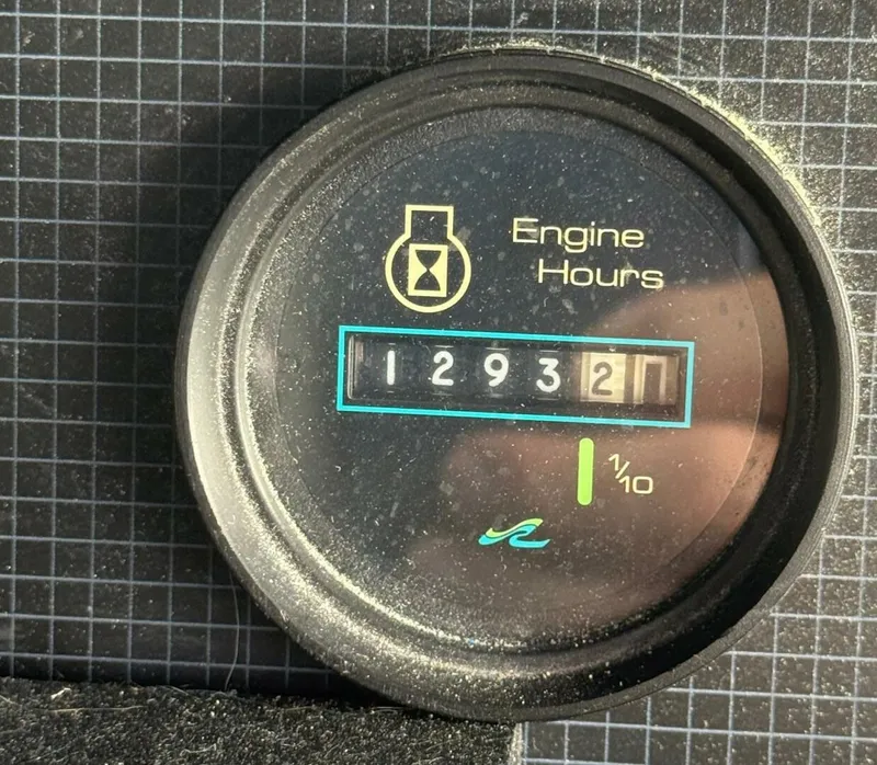 Slide: The Image of Sea Ray 460 Express Cruiser 1989 - 5499394