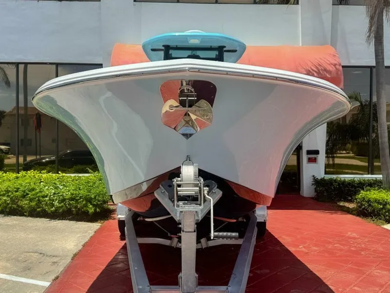 Slide: The Image of Tidewater 256 Adventurer 2024 - 5499577