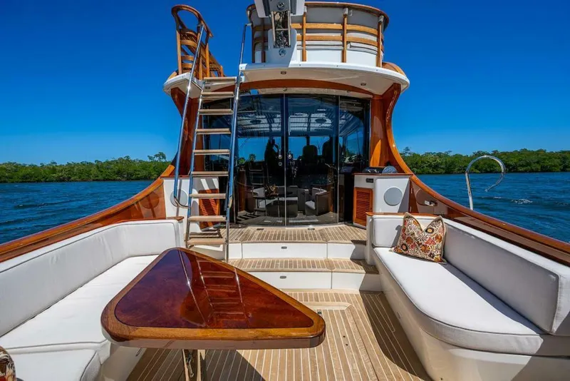 Slide: The Image of Hinckley Yachts 55 2021 - 5499732