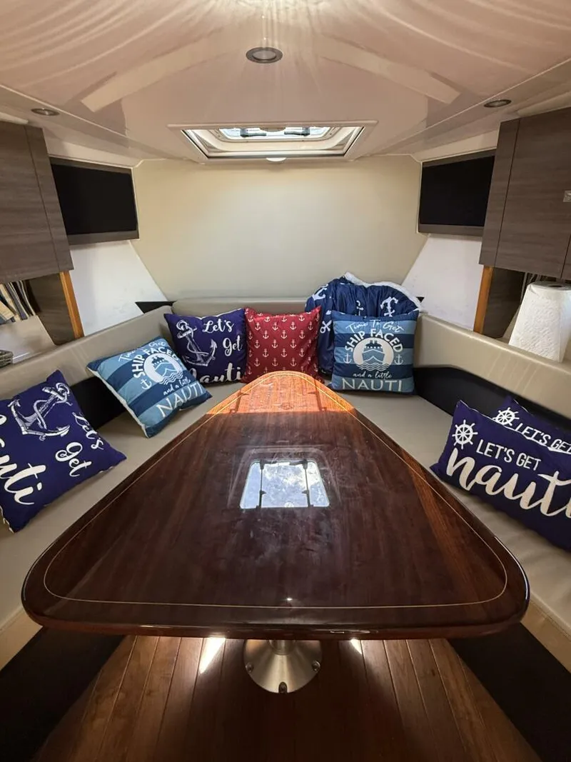 Slide: The Image of Pursuit 365 SCI 2013 - 5500544