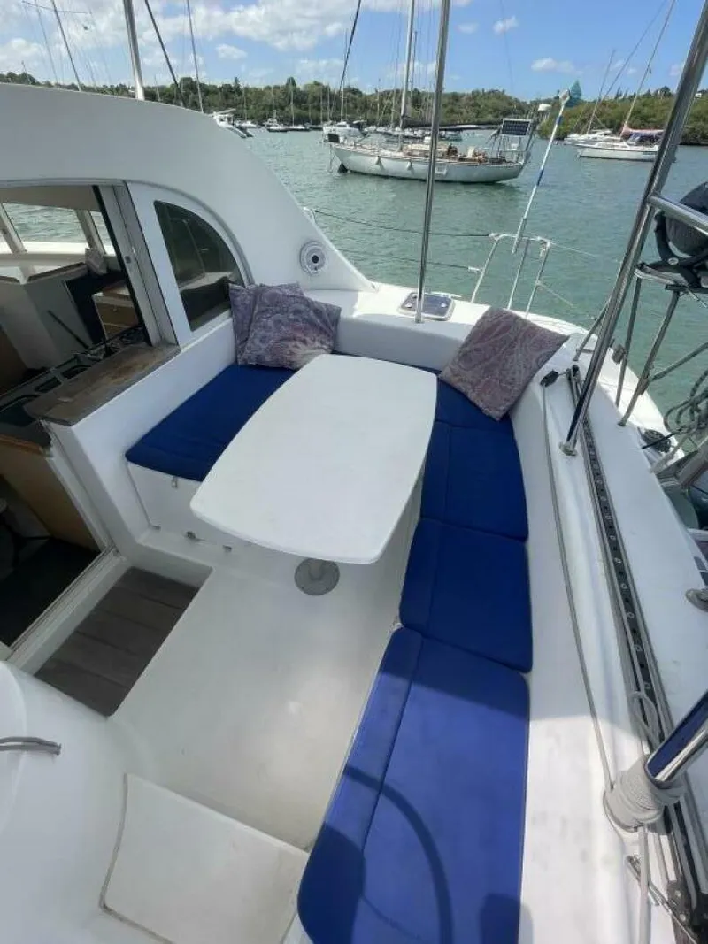 Slide: The Image of Lagoon 380 2016 - 5500267