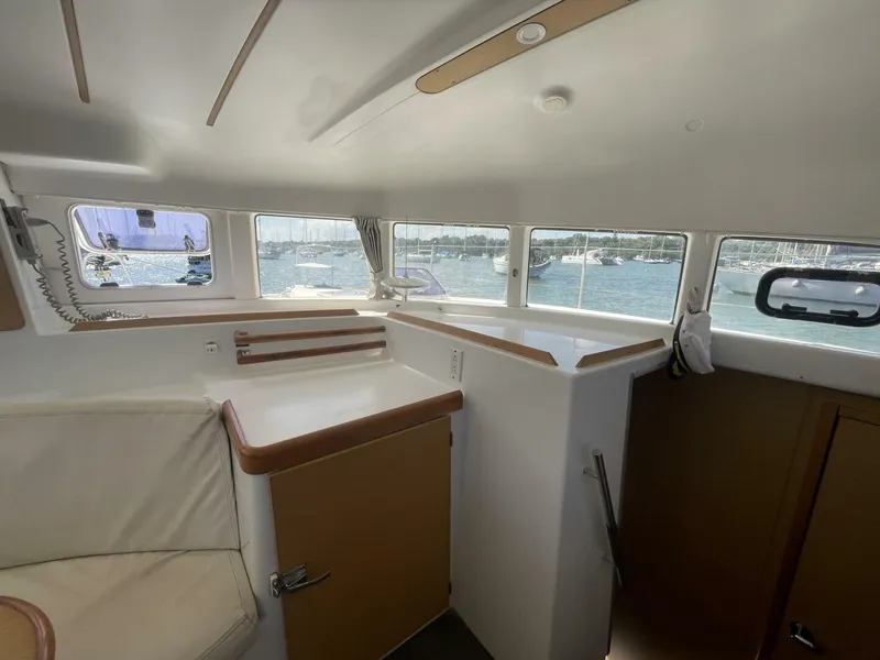 Slide: The Image of Lagoon 380 2016 - 5500273