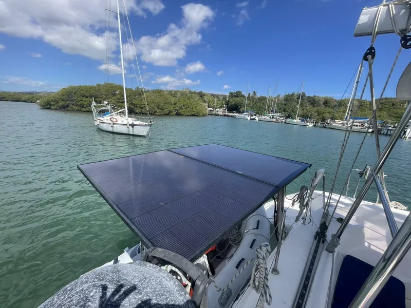 Slide: The Image of Lagoon 380 2016 - 5500256