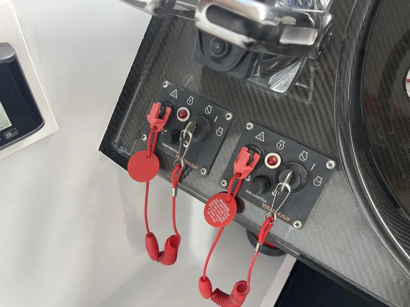 Slide: The Image of Goetz Custom Boats 33 Limo Tender 2008 - 5500397