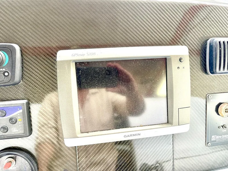 Slide: The Image of Goetz Custom Boats 33 Limo Tender 2008 - 5500398