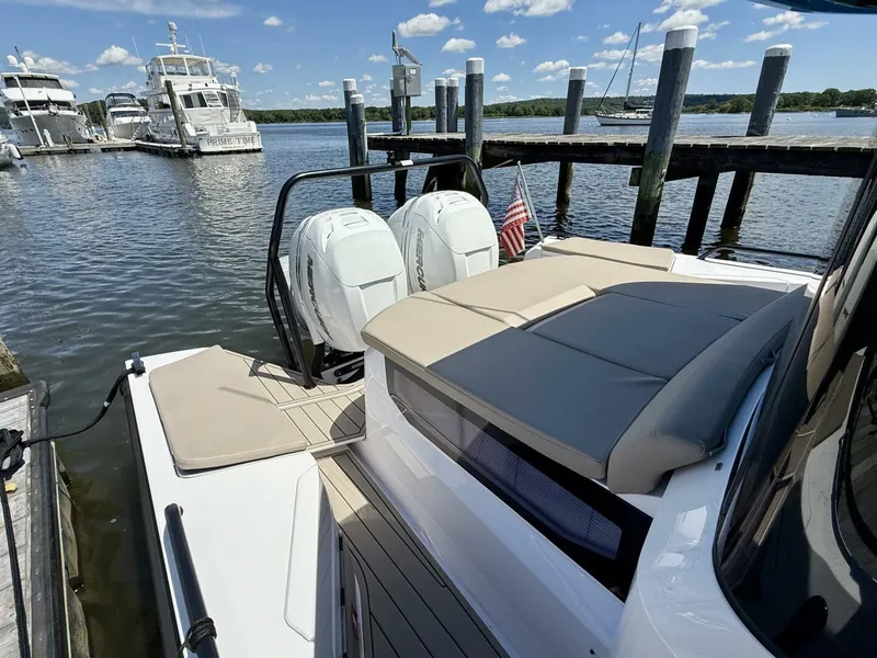 Slide: The Image of Axopar 37 Cross Cabin 2023 - 5502542