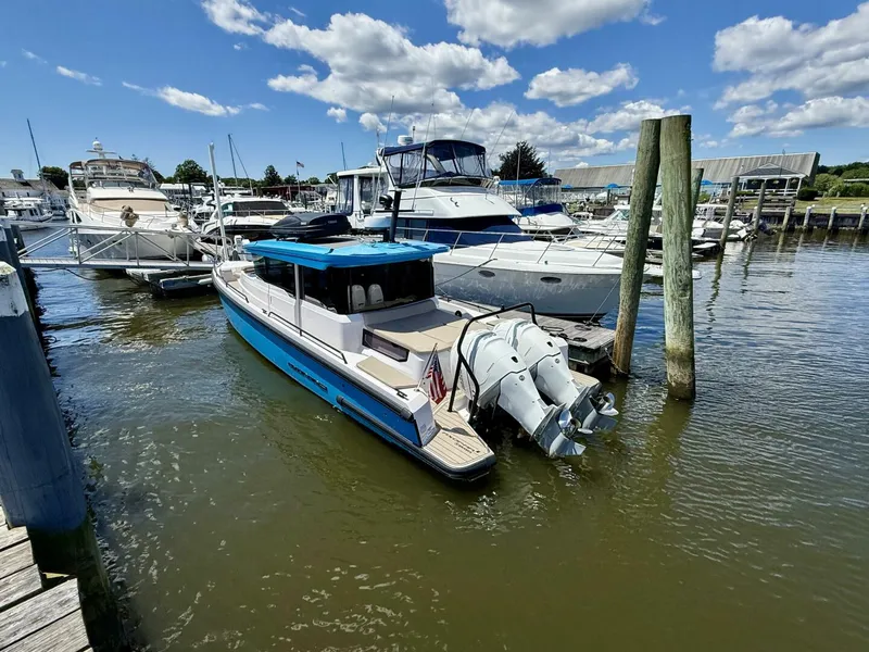 Slide: The Image of Axopar 37 Cross Cabin 2023 - 5502535