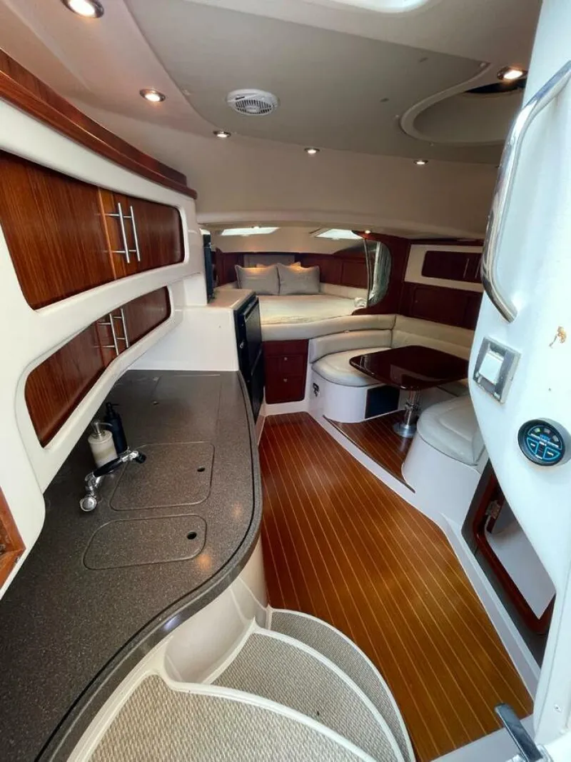 Slide: The Image of Galley Entrance - 5501062