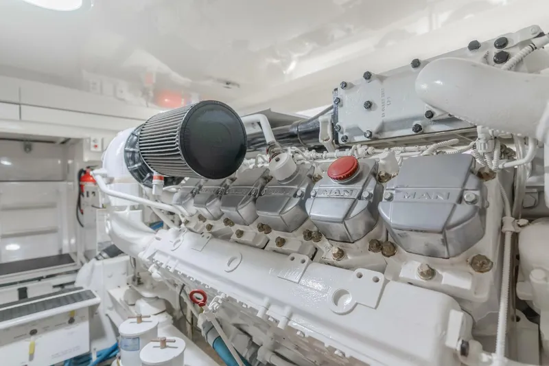 Slide: The Image of 2008 Viking 52 Sport Coupe Endurance - 5540550