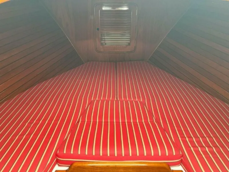 Slide: The Image of Hinckley Yachts Talaria 29R 2007 - 5796681