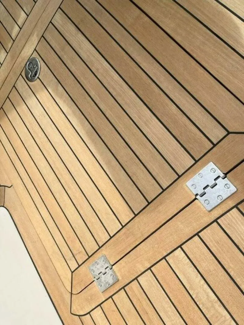 Slide: The Image of Hinckley Yachts Talaria 29R 2007 - 5796701