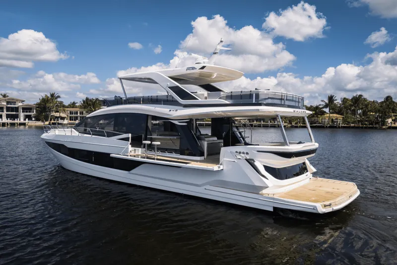 Slide: The Image of Galeon 640 FLY 2026 - 5594119