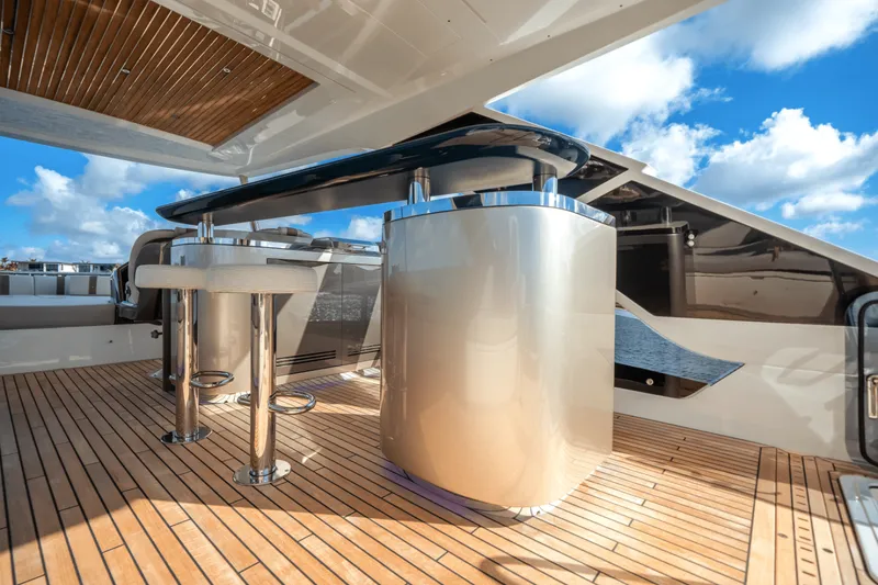 Slide: The Image of Galeon 640 FLY 2026 - 5594125