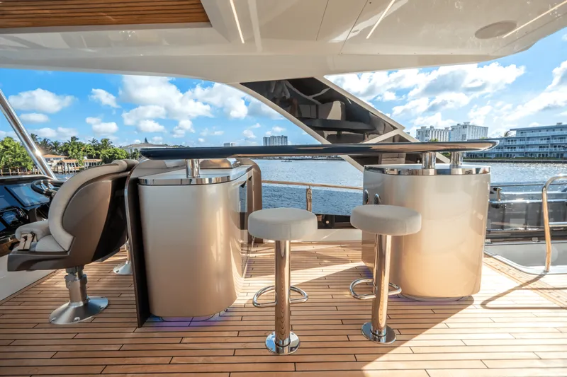 Slide: The Image of Galeon 640 FLY 2026 - 5594127