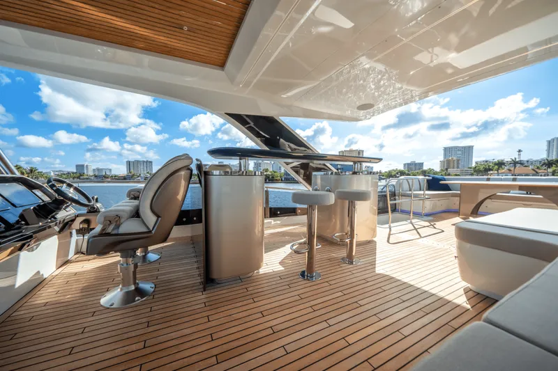 Slide: The Image of Galeon 640 FLY 2026 - 5594137