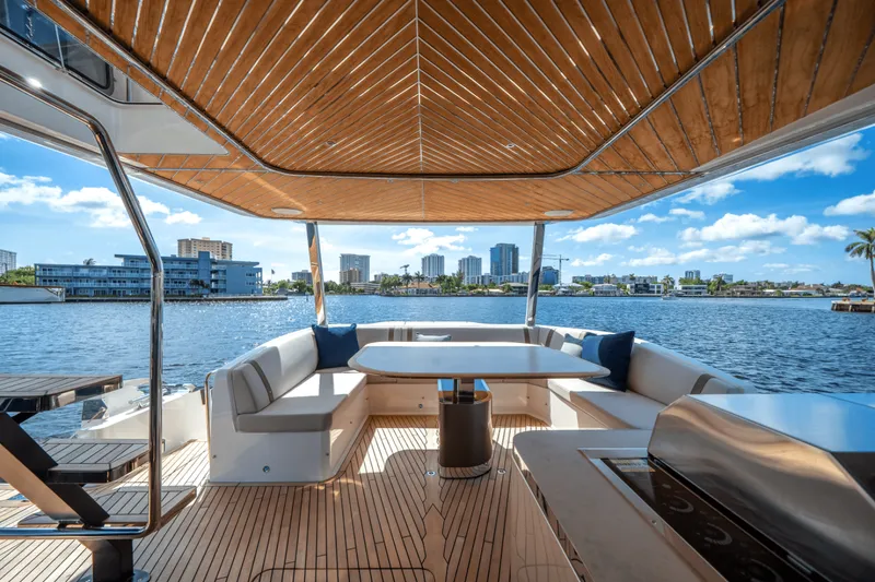 Slide: The Image of Galeon 640 FLY 2026 - 5594141