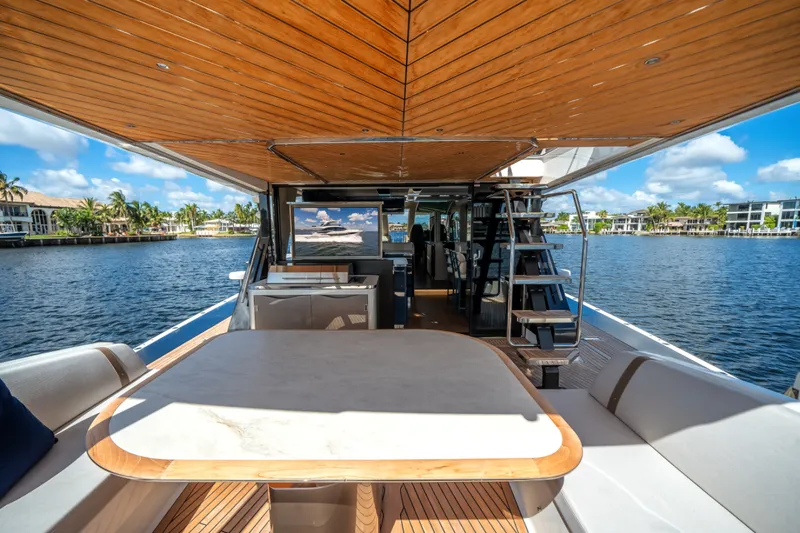 Slide: The Image of Galeon 640 FLY 2026 - 5594144