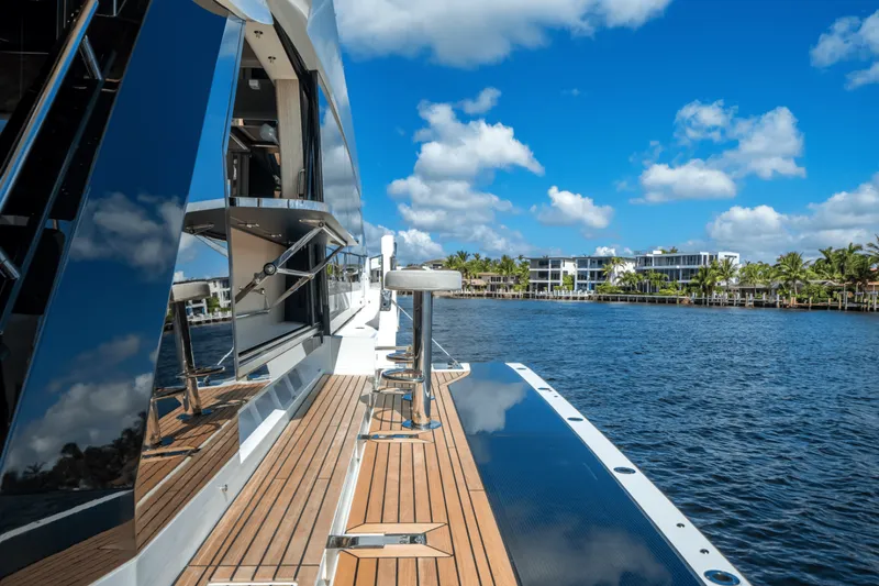 Slide: The Image of Galeon 640 FLY 2026 - 5594152