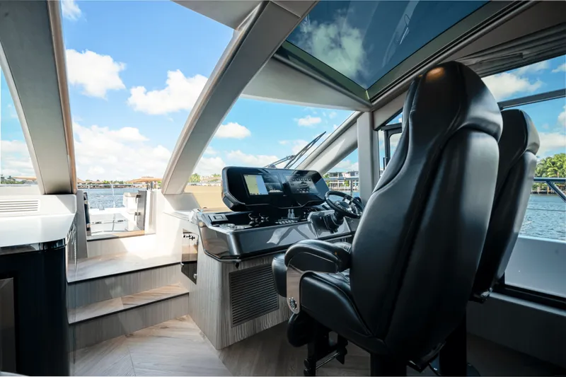 Slide: The Image of Galeon 640 FLY 2026 - 5594165