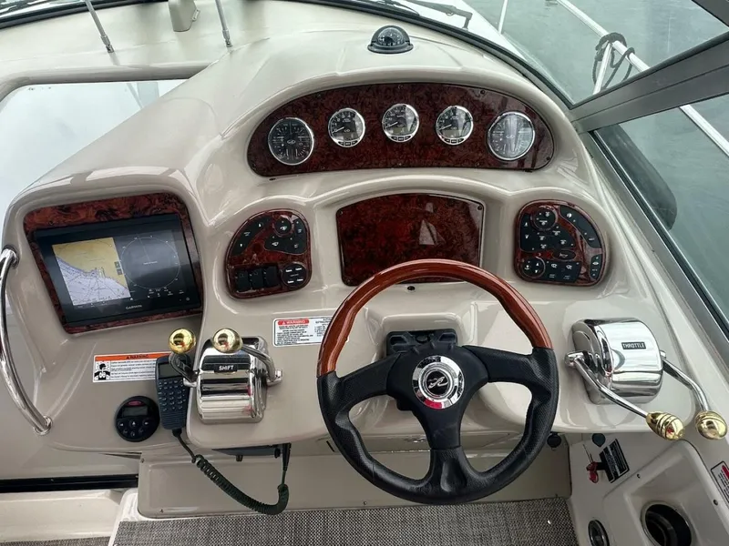 Slide: The Image of Sea Ray 320 Sundancer 2006 - 5501400