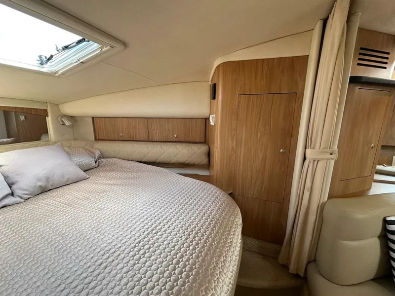 Slide: The Image of Sea Ray 320 Sundancer 2006 - 5501406