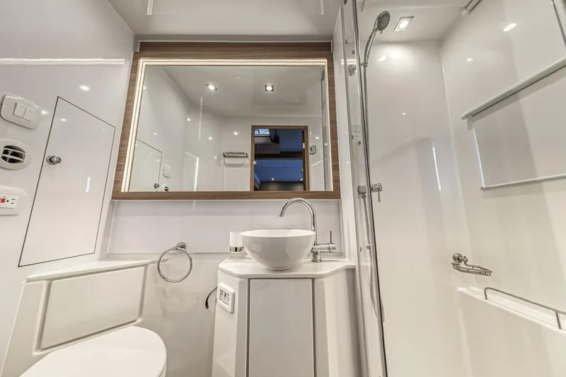 Slide: The Image of Aquila 54 2023 - 5501540