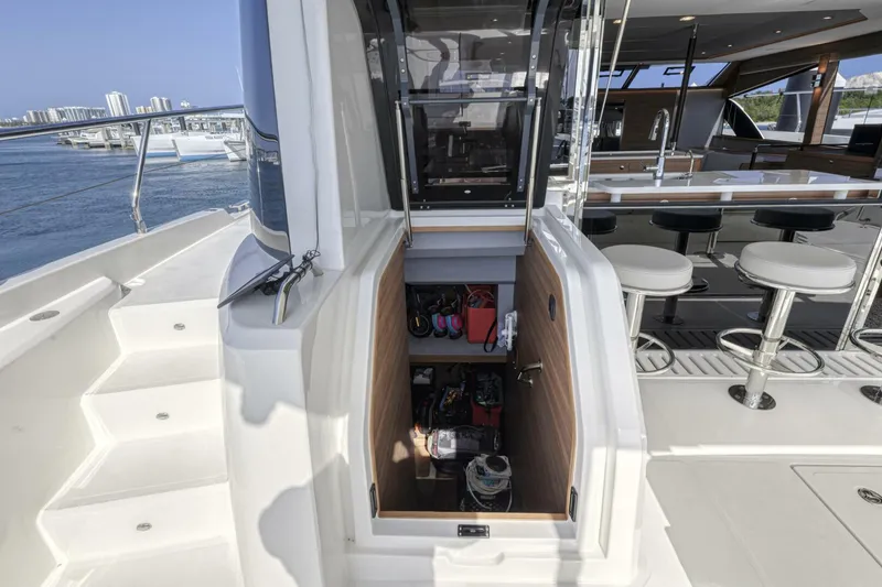 Slide: The Image of Aquila 54 2023 - 5501492