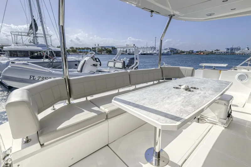 Slide: The Image of Aquila 54 2023 - 5501494