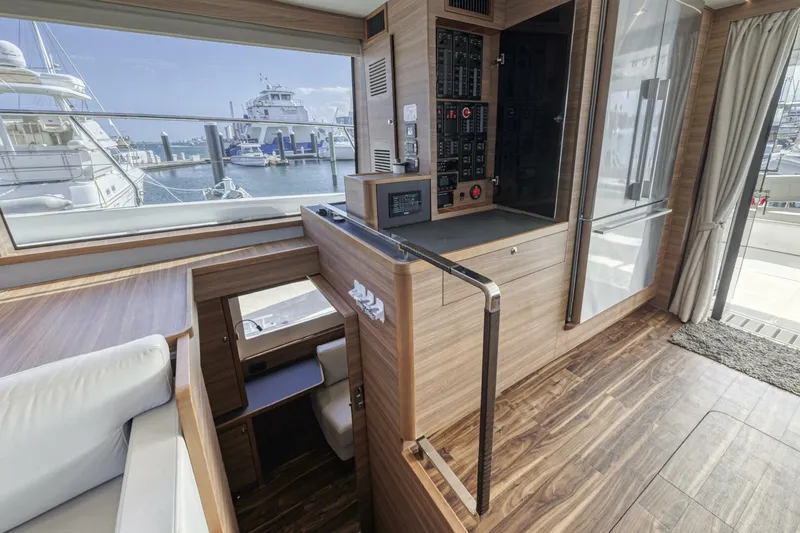 Slide: The Image of Aquila 54 2023 - 5501509