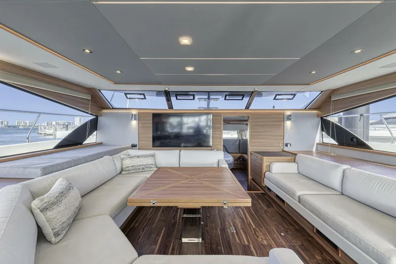 Slide: The Image of Aquila 54 2023 - 5501511