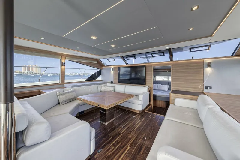 Slide: The Image of Aquila 54 2023 - 5501513