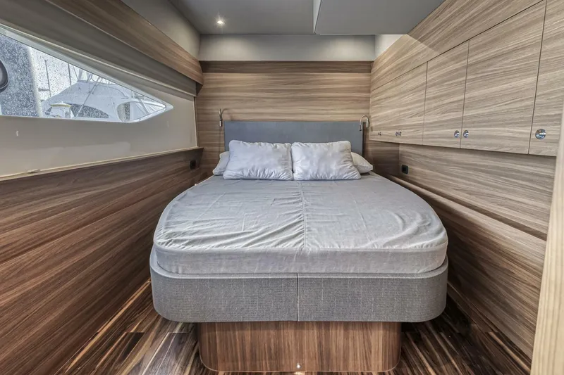 Slide: The Image of Aquila 54 2023 - 5501534