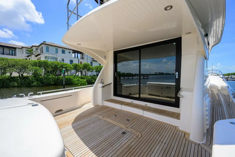 Slide: The Image of Cockpit - 5501938