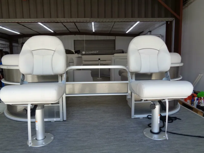 Slide: The Image of Godfrey Sweetwater 1880 FX 2023 - 5502160