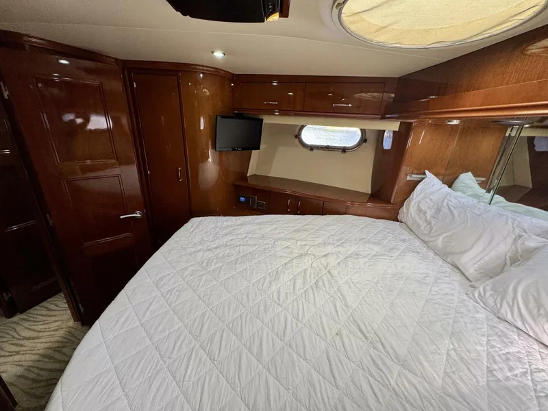 Slide: The Image of Stateroom 2004 Marquis 59 Motor Yacht - 5502569