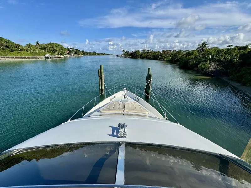 Slide: The Image of Bow 2004 Marquis 59 Motor Yacht - 5502619