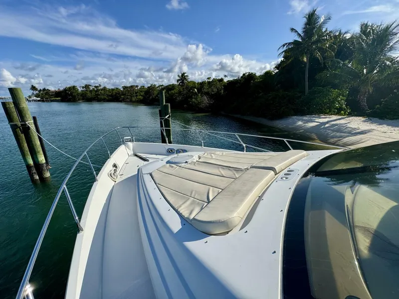 Slide: The Image of Bow 2004 Marquis 59 Motor Yacht - 5502623