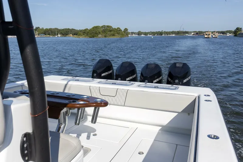 Slide: The Image of 2022 44_ Contender 44 ST One More Engines (8) - 5502711