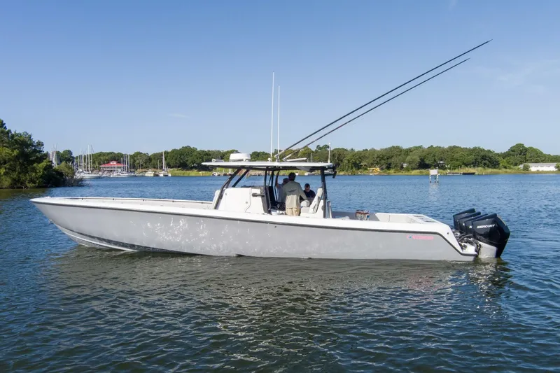 Slide: The Image of 2022 44_ Contender 44 ST One More Port Profile (22) - 5502804