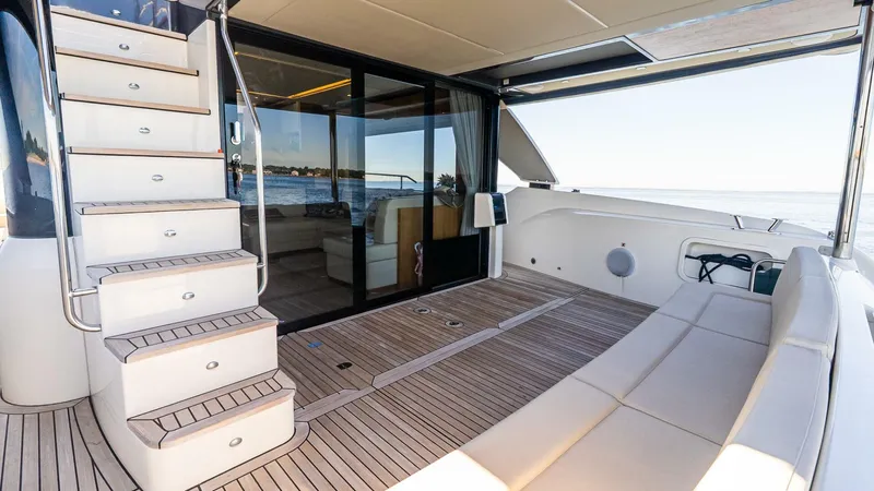 Slide: The Image of Absolute Navetta 58 2019 - 5502915