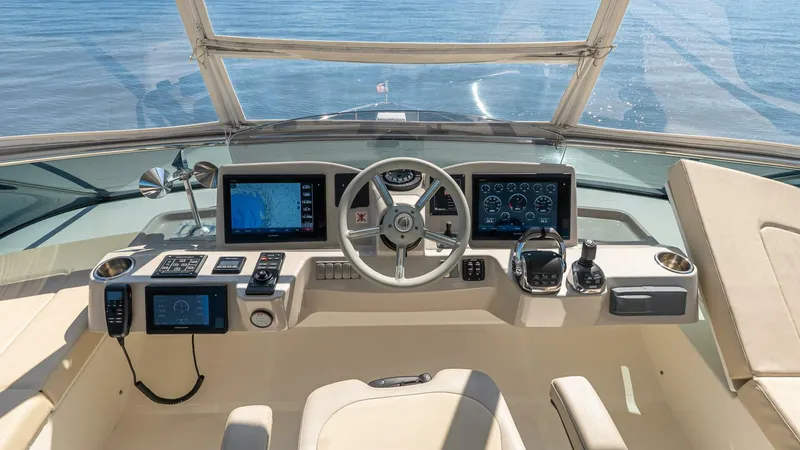 Slide: The Image of Absolute Navetta 58 2019 - 5502926